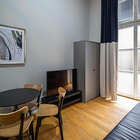 Main Train Station Apartment Close To The The Main Square! Prague Extérieur photo